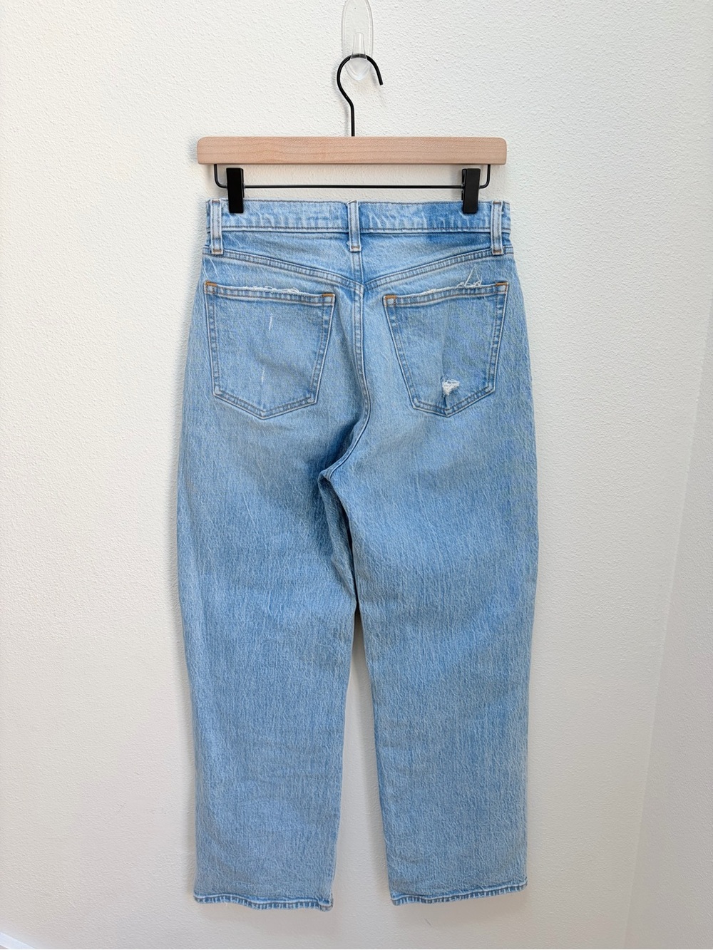 Abercrombie 90s Baggy Jeans Ultra High Rise Denim Light Wash Blue Size 27 Short - Picture 5 of 7